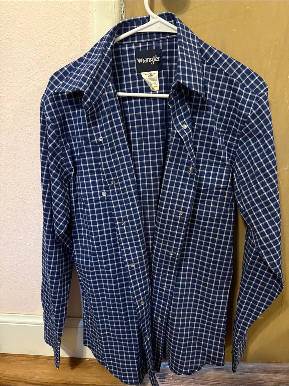 Wrangler Navy and White Check Long-Sleeve Button-Down Shirt